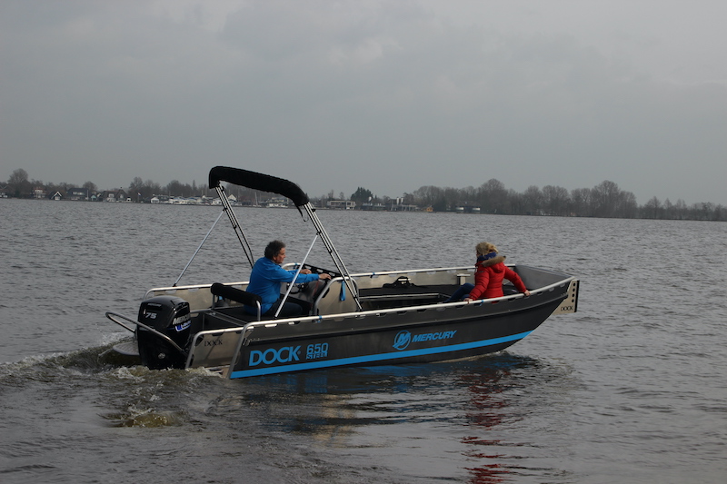 Legerboot Dock Steel 650: Legerboot met sloep-karakter (+video) - boatsmen
